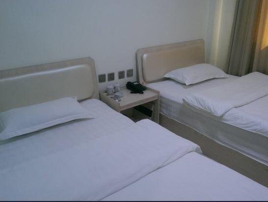 Цзиньчжоу: 668 Express Hotel