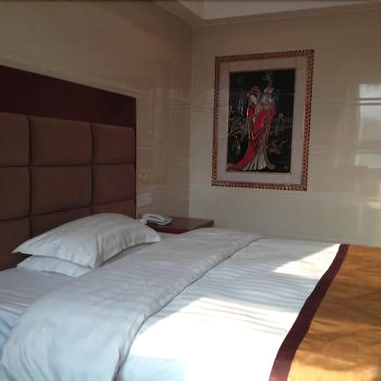 Хейан: Xianglong Hotel