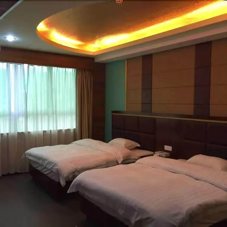 Хейан: Xianglong Hotel