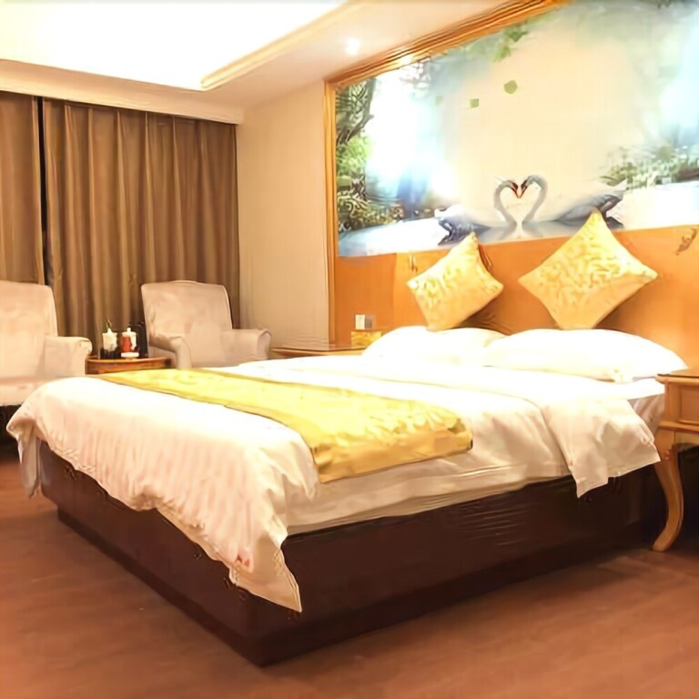 Хейан: Xianglong Hotel