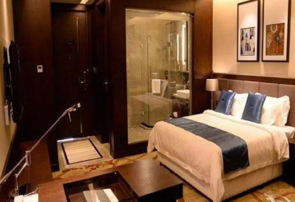 Qianxi Business Hotel — фото 1