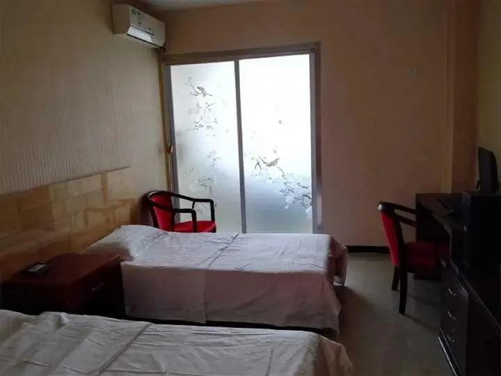 Баодин: Hengyuan Hotel