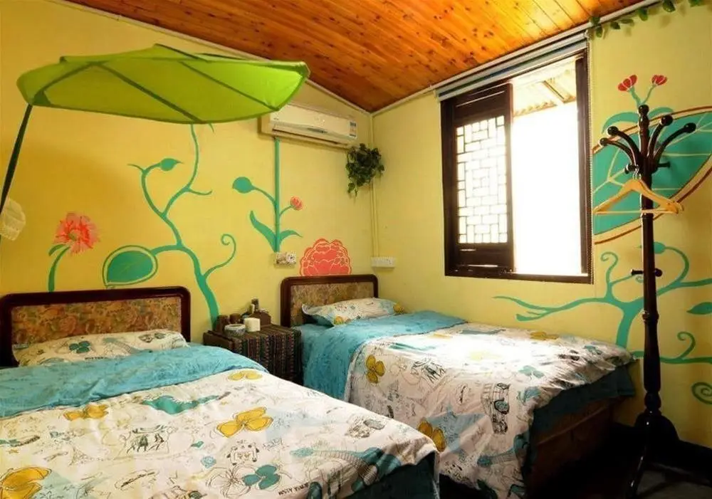 Цзясинь: Xitang April Days Inn