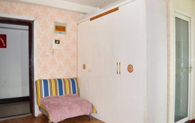 Шицзячжуан: Love House Apartment