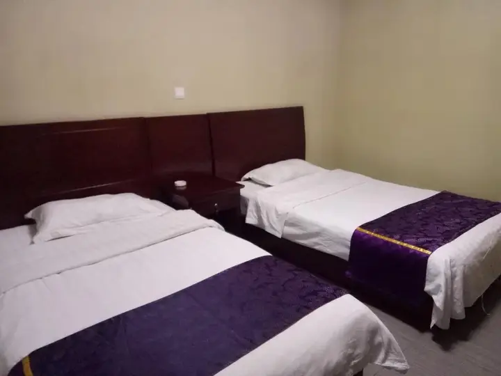 Баодин: Shengjing Express Hotel