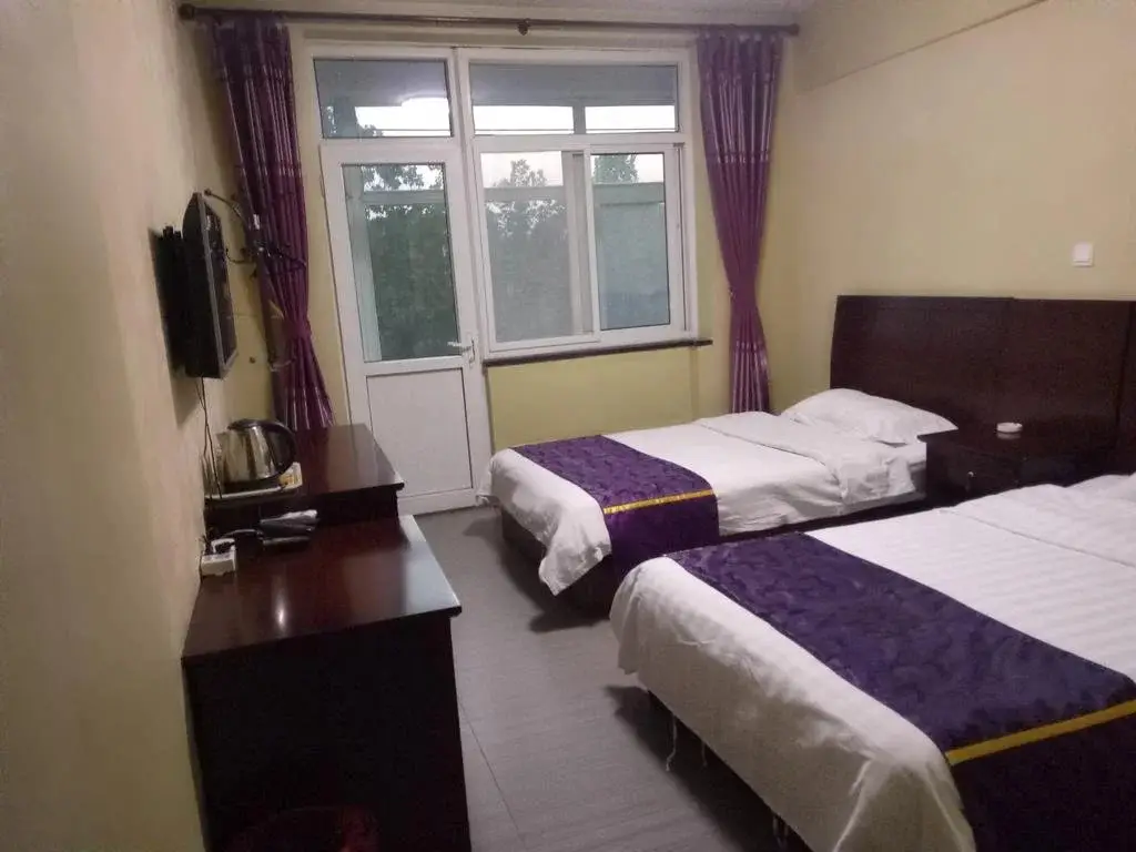 Баодин: Shengjing Express Hotel