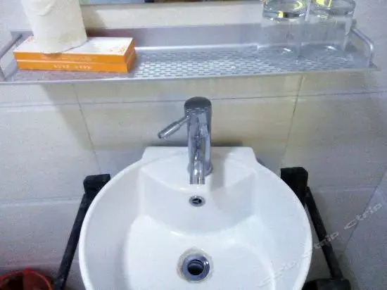 Баодин: Shengjing Express Hotel