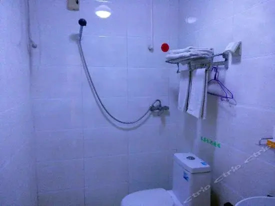 Баодин: Shengjing Express Hotel