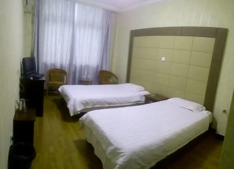 Баодин: Sunshine Drop Inn
