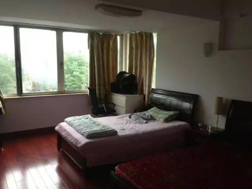 Шанхай: Kunshan Yibao White Coffee Service Apartment