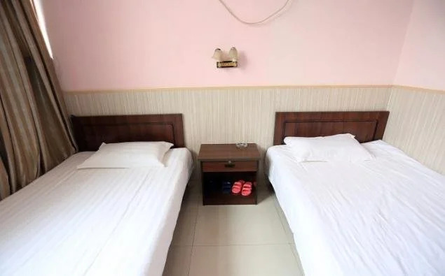 Баодин: Jinyu Express Inn