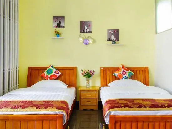 Яншо: Flower's Home OF YangShuo
