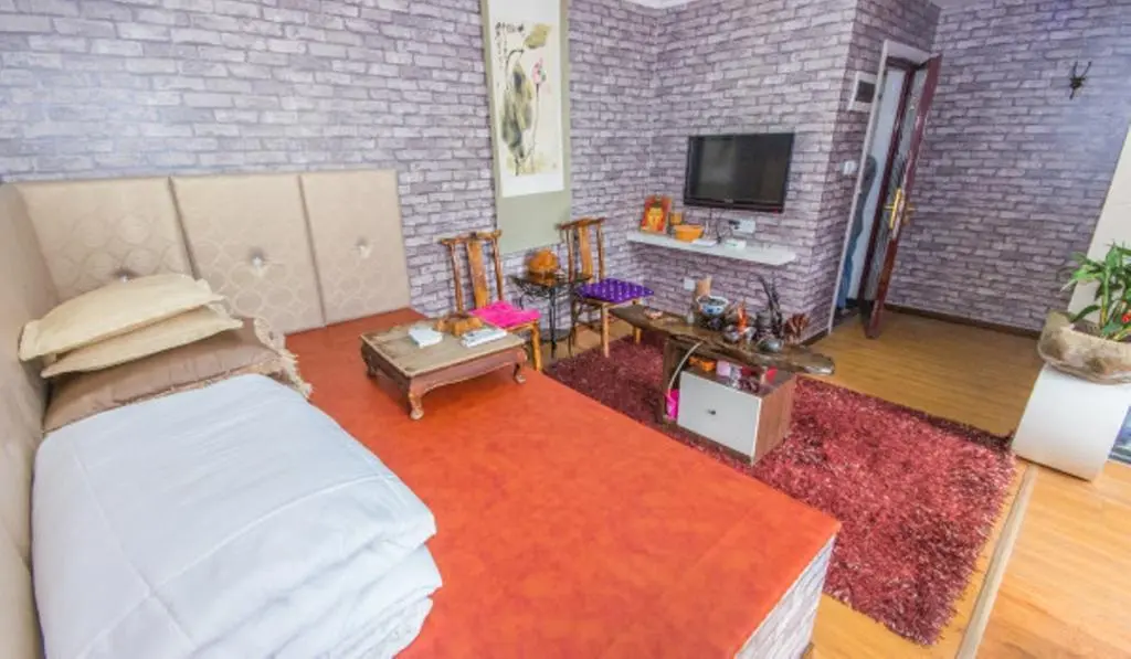 Лешан: Leshan Haomeijia Shangcheng Apartment Branch No.1.