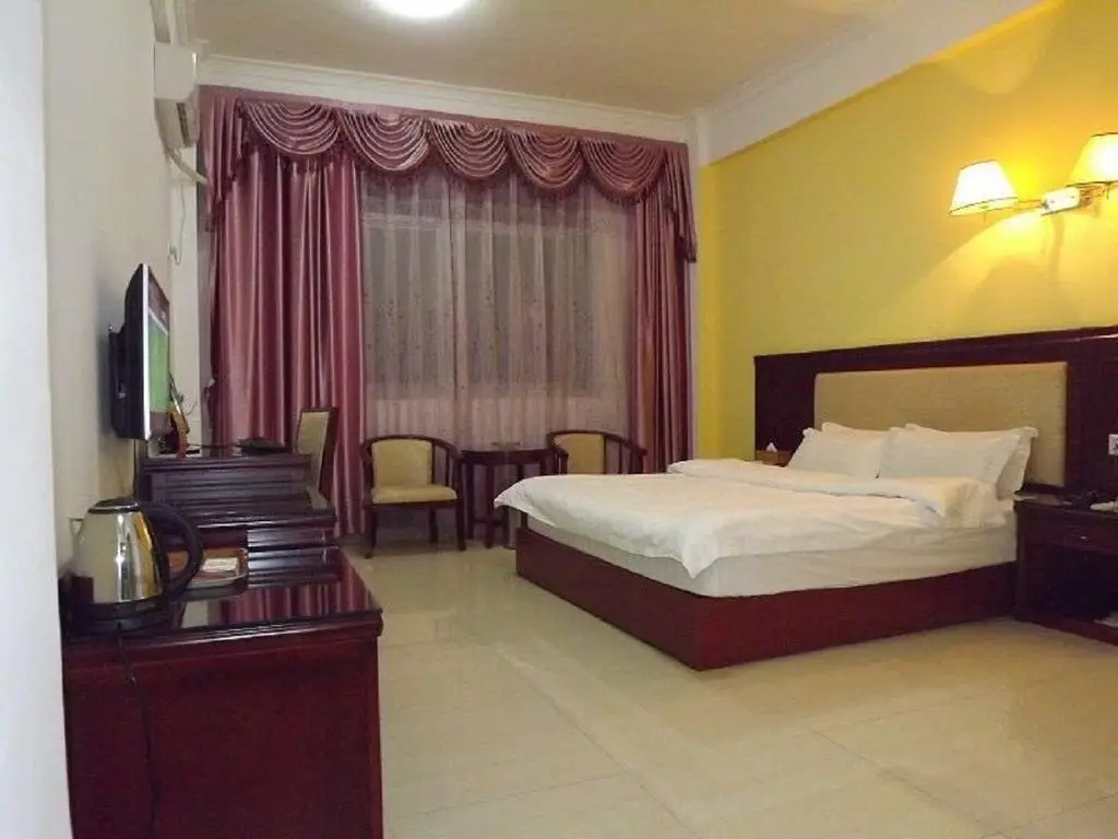 Шэньчжэнь: Huangcheng Business Inn