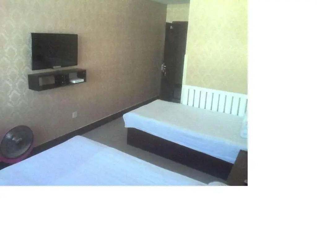 Синьчжоу: Qinghua Hotel