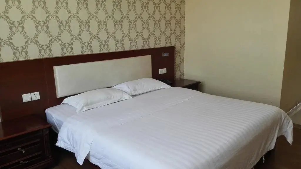 Гуанчжоу: Guangzhou Junhong Business Hotel