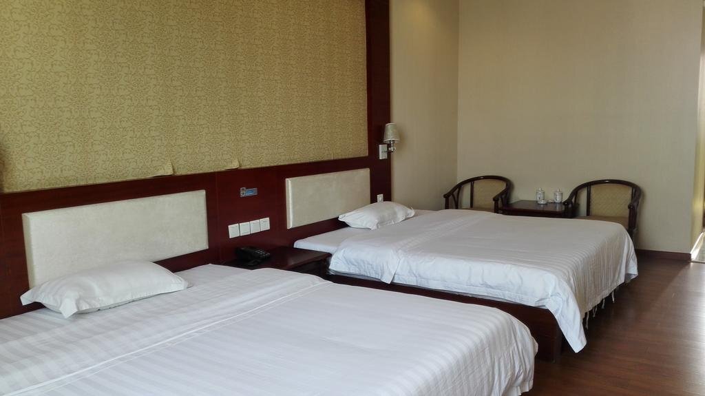 Гуанчжоу: Guangzhou Junhong Business Hotel