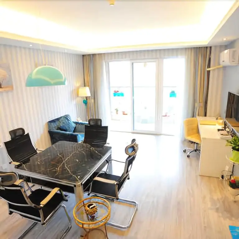 Чэнду: Meicheng Hotel (Chengdu East Railway Station)