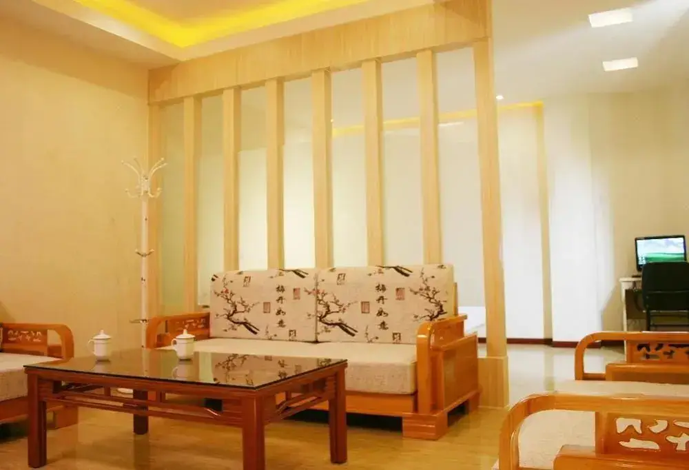 Цзаочжуан: Shanyuan Business Hotel(枣庄善源商务酒店)