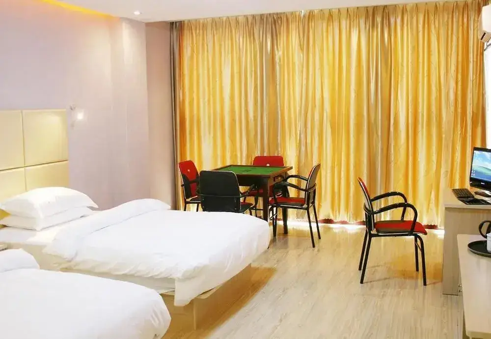 Цзаочжуан: Shanyuan Business Hotel(枣庄善源商务酒店)