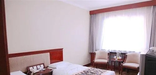 Харбин: Hong Kong Hotel - Harbin