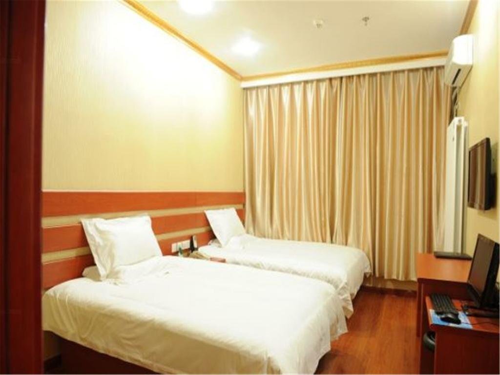 Линьи: Linyi Junan Jinsheng Hotel