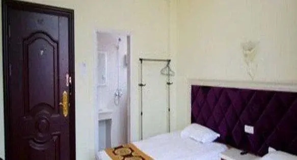 Цзиндэчжэнь: Ruyi Business Inn