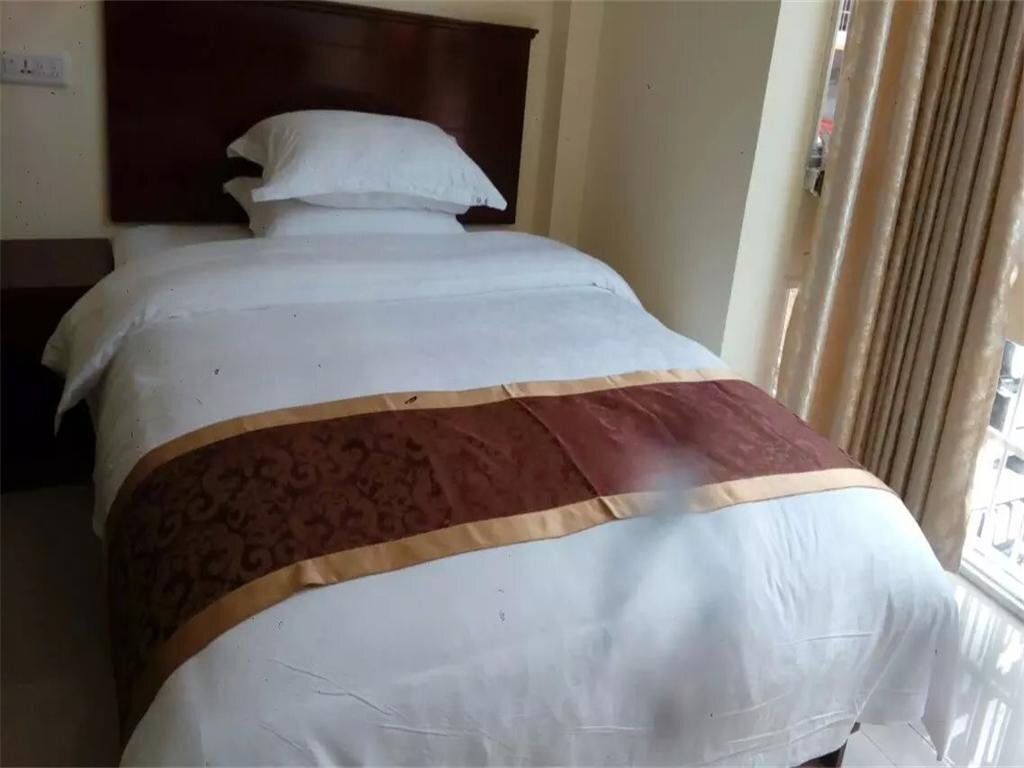 Линьи: Jiahe Inn