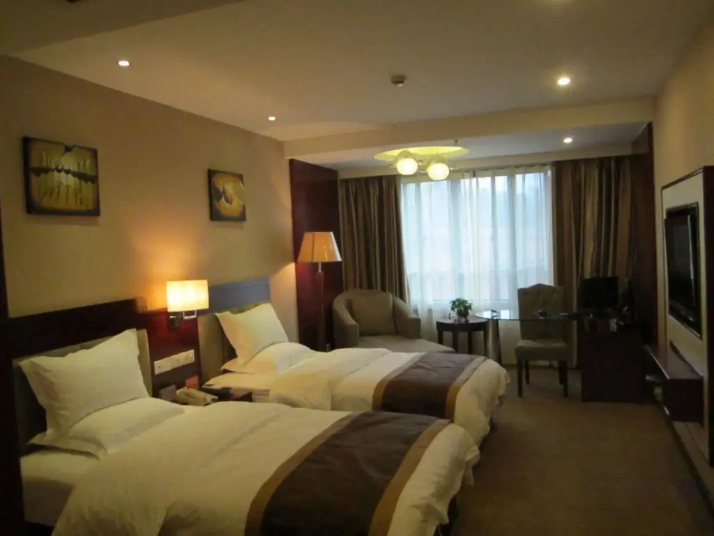 Wenjing Holiday Hotel — фото 1