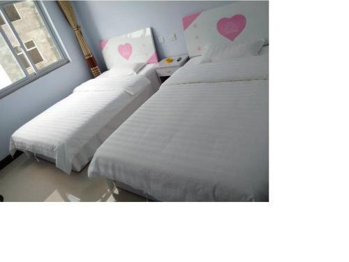 Чанчжи: Changzhi Happy Inn