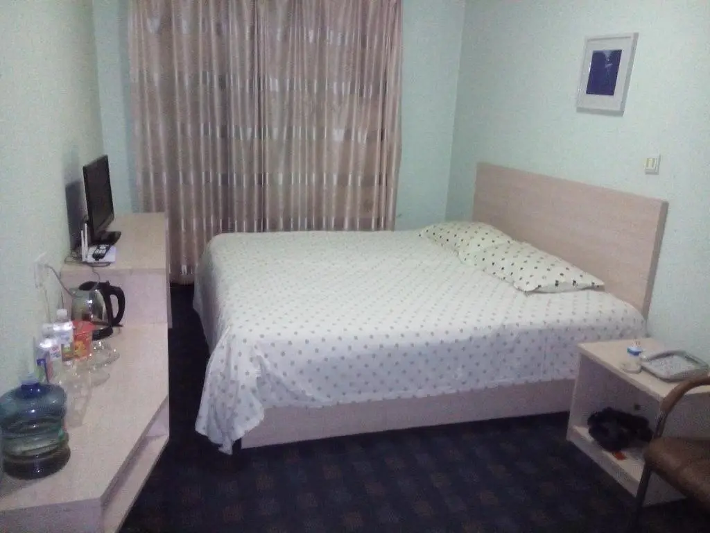 Линьи: Heart Together Chain Hotel