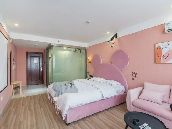 Гуйлинь: Guilin Lindu 168 Hotel