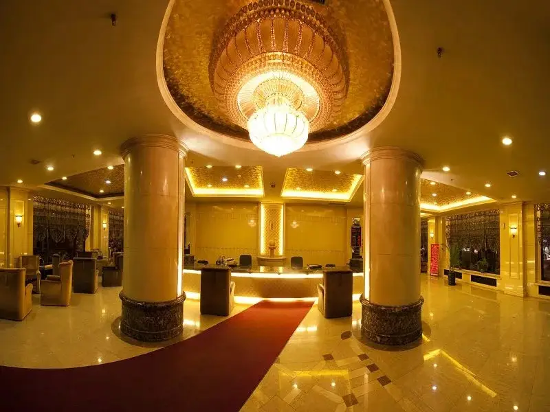 Харбин: Golden Century Hotel - Harbin