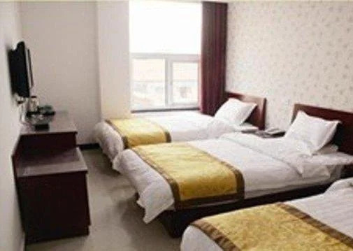 Баодин: Qinfeng Hotel