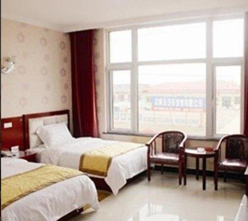 Баодин: Qinfeng Hotel