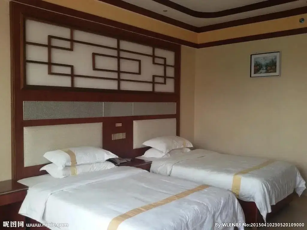 Чжунсян: Zhongguoyuan Business Hotel