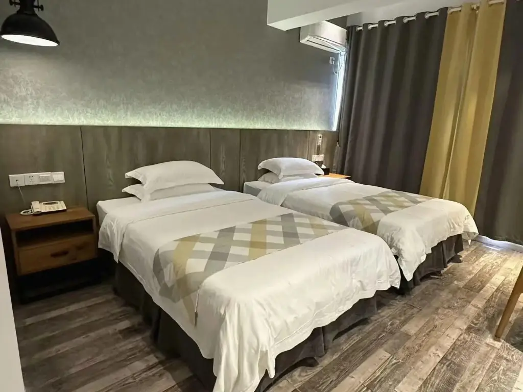 Цзясинь: Fanpu Arts Hotel Tongxiang