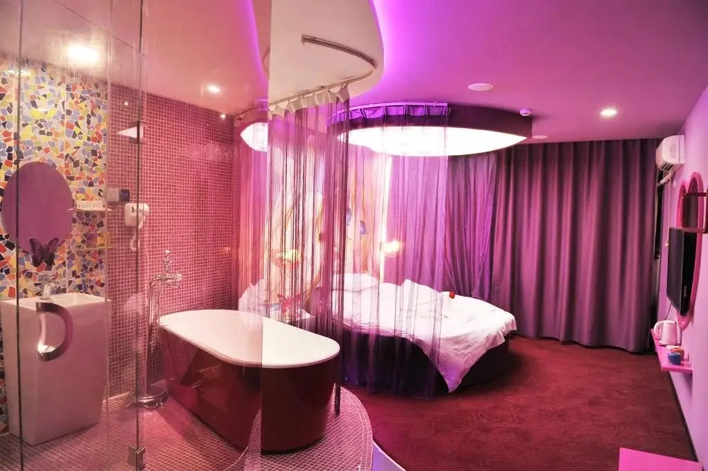 Лиаоченг: Eaka Hotel