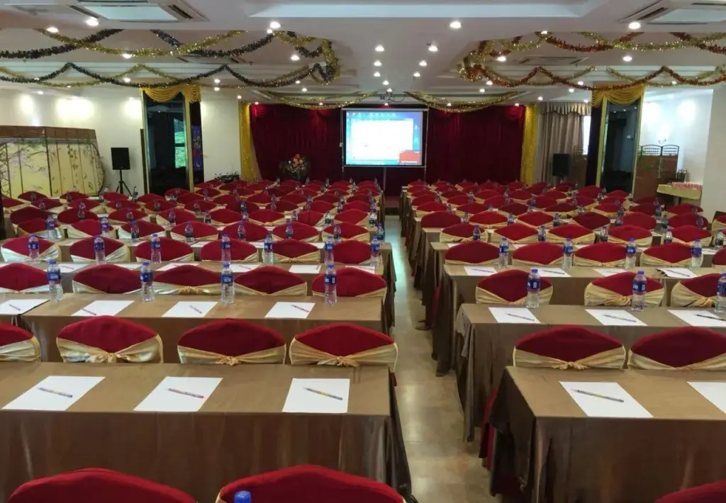 Шэньчжэнь: Jinzun Holiday Hotel