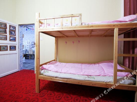 Цзиндэчжэнь: Zhangge Youth Hostel