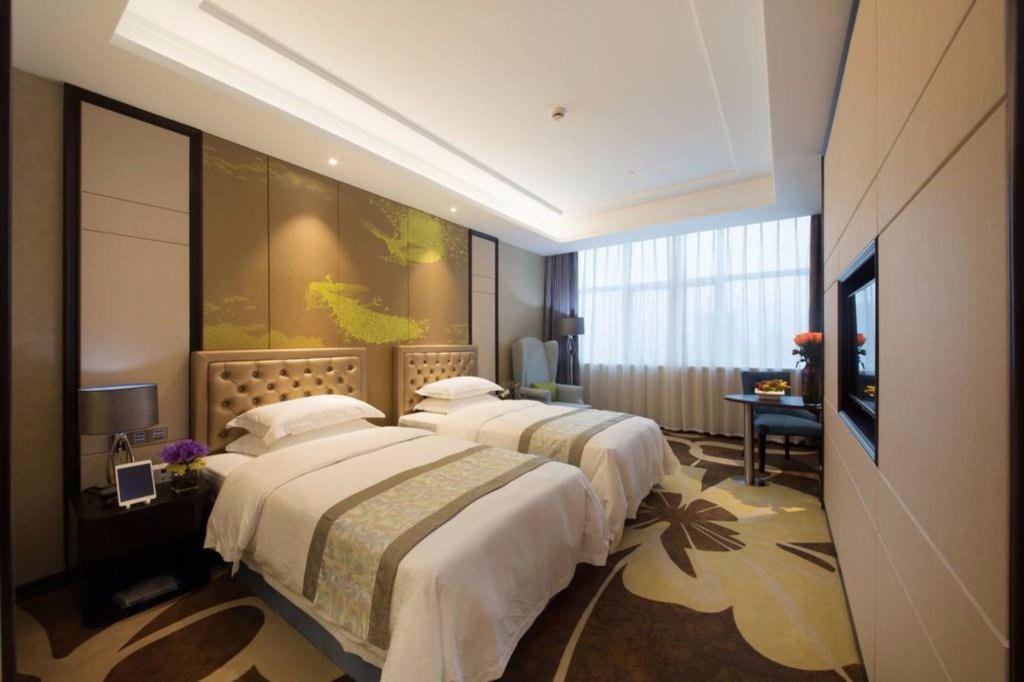 Иу: Yiwu Zhonglian Kaixin Hotel