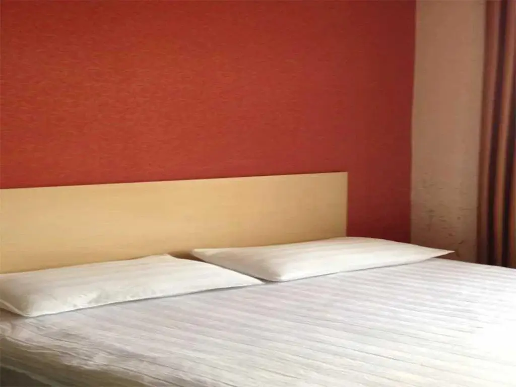 Lu'an Yijia Express Inn — фото 1