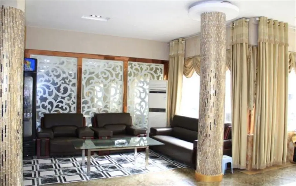 Хецзе: Heze Haotai Hotel
