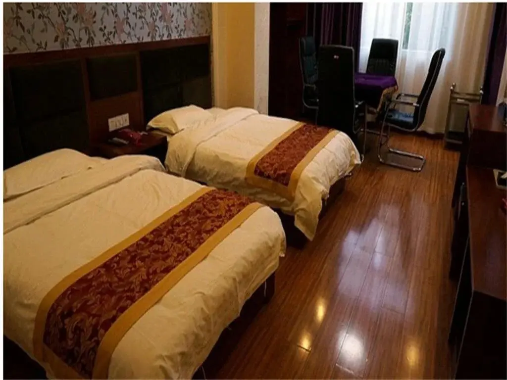 Чжунсян: Zhongxiang Tianyue Business Hotel