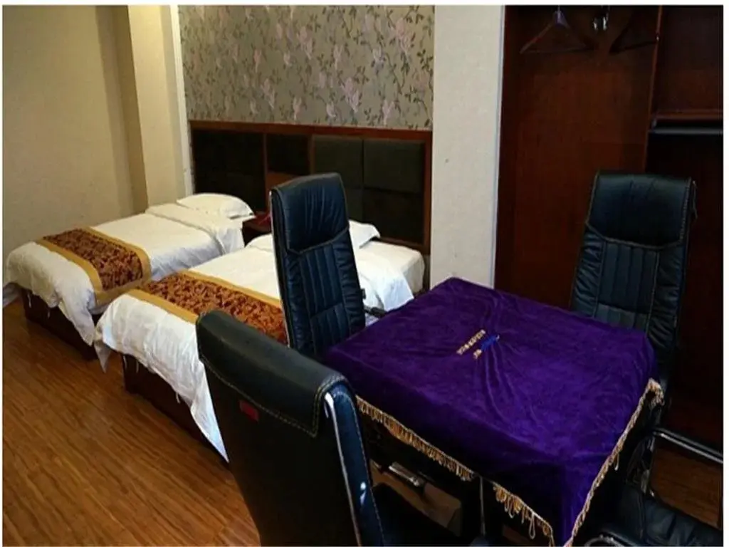 Чжунсян: Zhongxiang Tianyue Business Hotel