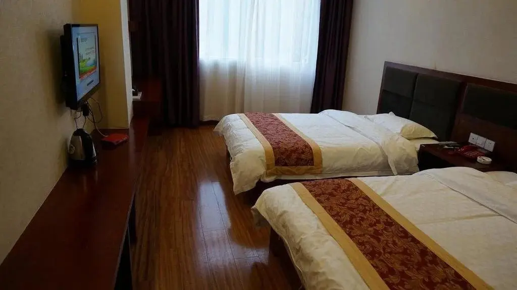 Чжунсян: Zhongxiang Tianyue Business Hotel