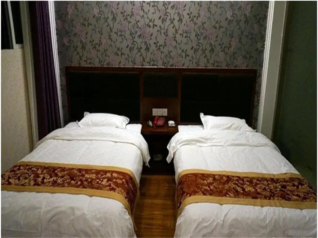 Чжунсян: Zhongxiang Tianyue Business Hotel