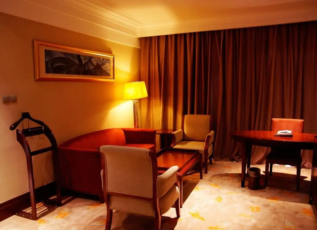 Tianjin Baiyun Hotel — фото 1