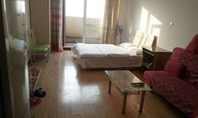 Далянь: Greentree Inn Liaoning Dalian Development Zone Jinma Road Pedestrian Street Express Hotel
