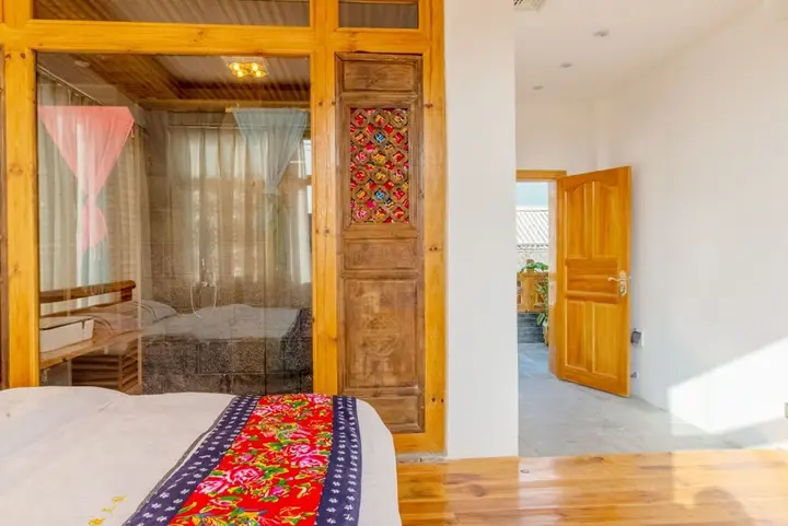 Дали: Taoyuan Sanshe Guesthouse